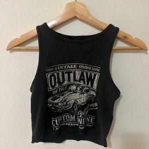 Cropped graphic tank